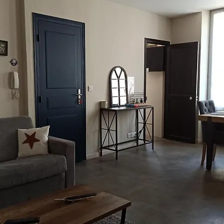 Апартаменты La Chouette Dijonnaise Дижон