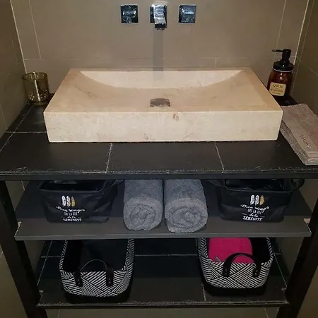 La Chouette Dijonnaise アパート